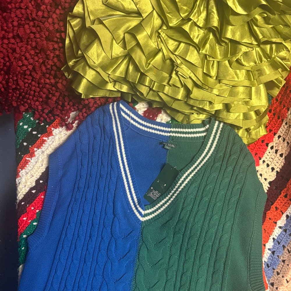Wild Fable Blue and Green V-Neck Sweater